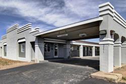Econo Lodge Inn & Suites Santa Rosa