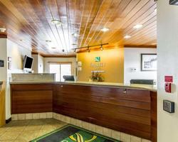 Quality Inn Mississippi River area