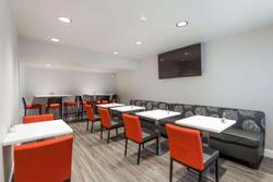 Days Inn by Wyndham Fresno Yosemite Area