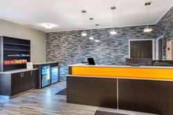 Comfort Inn & Suites Emporia Area