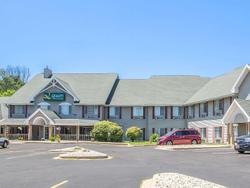 Quality Inn & Suites East Troy city
