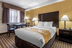 Quality Inn & Suites Warren