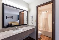 Quality Inn Farmington Area