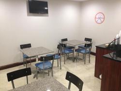 Howard Johnson by Wyndham Brooklyn