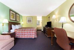 Days Inn by Wyndham Lamont/Monticello