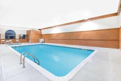 Super 8 by Wyndham Morris