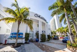 Oceanside Hotel + Suites