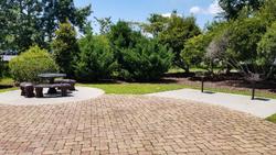 Holiday Inn Express and Suites Wilmington Universi