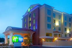Holiday Inn Express and Suites Chaffee Jacksonvill