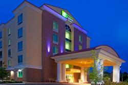 Holiday Inn Express and Suites Chaffee Jacksonvill