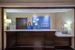 Holiday Inn Express and Suites Youngstown N Warren