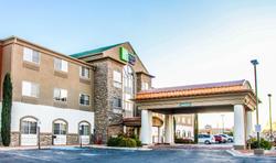 Holiday Inn Express and Suites Carlsbad