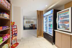 Holiday Inn Express and Suites Corona