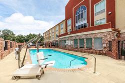 Holiday Inn Express and Suites Lafayette South