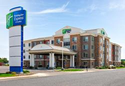 Holiday Inn Express & Suites Ontario