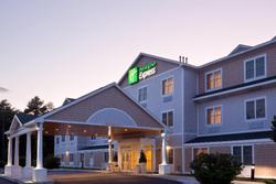 Holiday Inn Express and Suites Freeport Brunswick