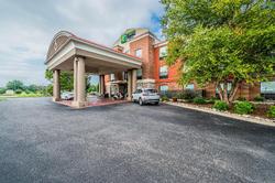 Holiday Inn Express and Suites Franklin