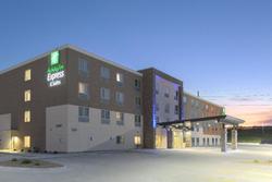 Holiday Inn Express and Suites Lincoln I 80