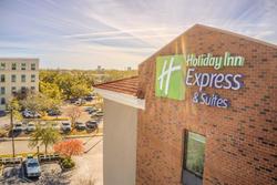 Holiday Inn Express and Suites Gulf Shores