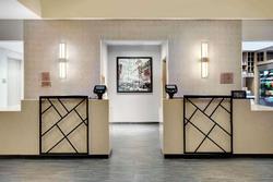 DoubleTree by Hilton Chicago Midway Airport