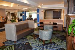 Holiday Inn Express and Suites Evanston