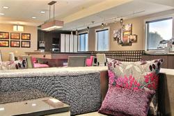 Holiday Inn Express Fargo West Acres