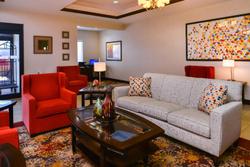 Holiday Inn Express and Suites Pittsburg