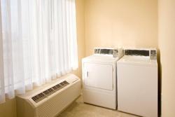 Holiday Inn Express and Suites Victoria