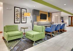 Holiday Inn Express and Suites Mitchell