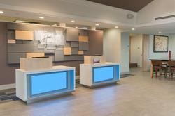Holiday Inn Express & Suites Springfield IHG hotel