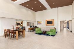 Holiday Inn Express and Suites Sarasota East I 75