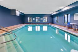 Holiday Inn Express and Suites Three Rivers