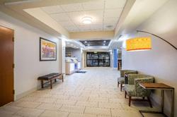 Holiday Inn Express and Suites Lewisburg