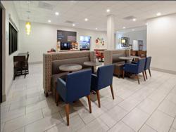 Holiday Inn Express & Suites Rancho Mirage Palm