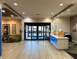 Holiday Inn Express and Suites Ennis