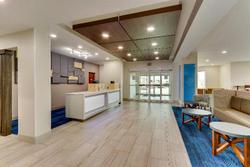 Holiday Inn Express and Suites Waxahachie
