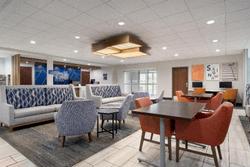 Holiday Inn Express and Suites Saginaw