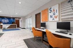 Holiday Inn Express and Suites Saginaw