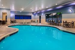 Holiday Inn Express and Suites Wheeling
