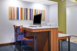Holiday Inn Express and Suites Uniontown