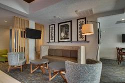 Holiday Inn Express and Suites Morris