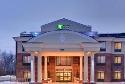 Holiday Inn Express and Suites Detroit Novi