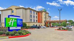 Holiday Inn Express and Suites Houston South Pearl