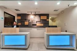 Holiday Inn Express and Suites Lake Elsinore