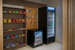 Holiday Inn Express and Suites Lawrence