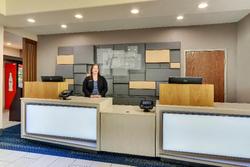 Holiday Inn Express and Suites Lake Worth Nw Loop