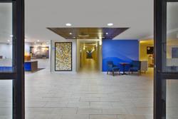 Holiday Inn Express and Suites Cincinnati Northeas
