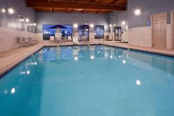Holiday Inn Express and Suites Minneapolis Golden
