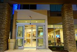 Holiday Inn Express and Suites Omaha Millard Area