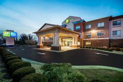 Holiday Inn Express and Suites Rocky Mount Smith M